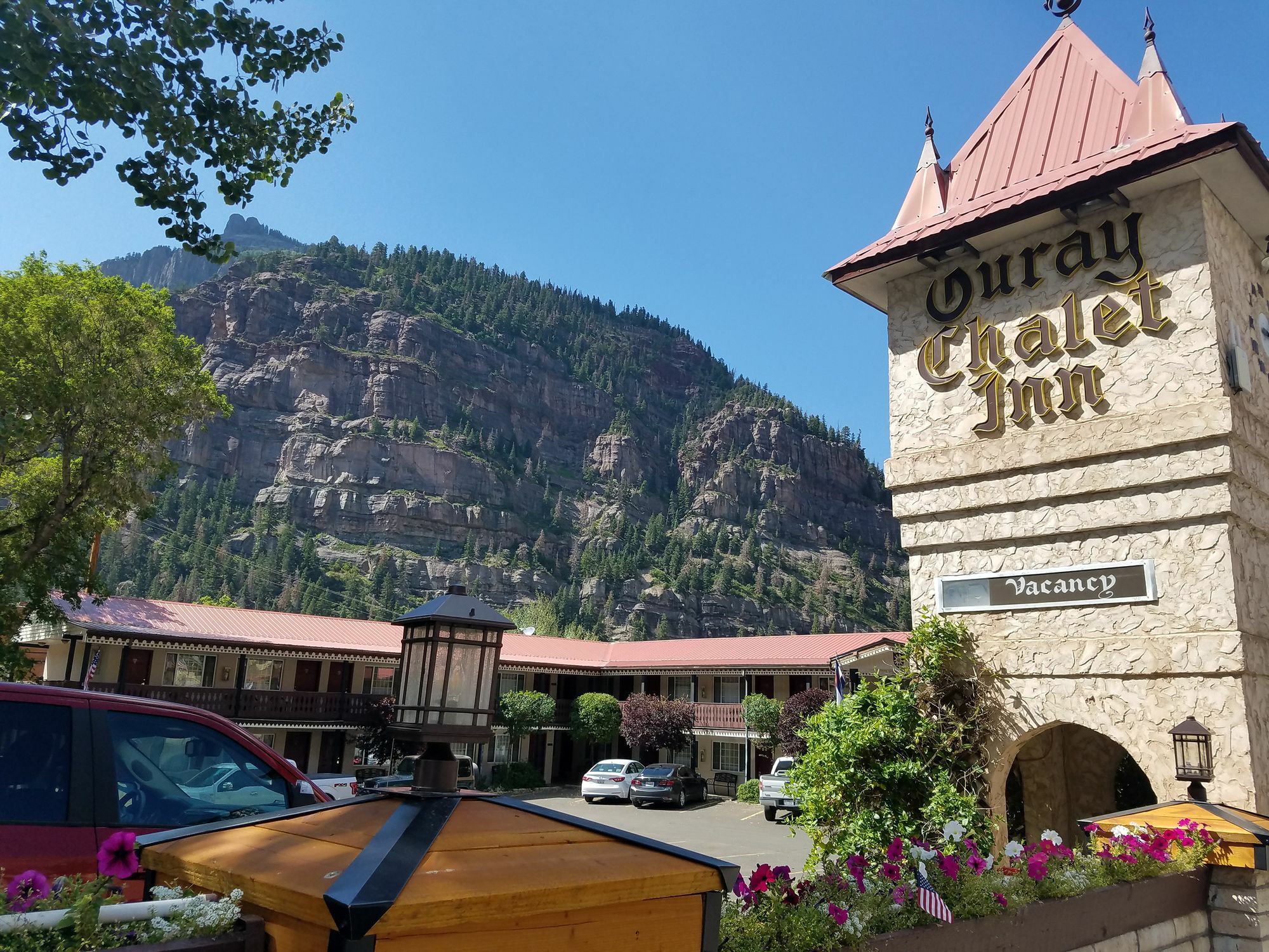 OURAY CHALET INN 2⋆ ::: OURAY, CO ::: COMPARE HOTEL RATES